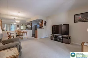 2776 Rolling Green Pl, Lower Macungie Township, PA 18062 - Photo 5