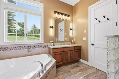724 Silver Fox Lane, Stroudsburg, PA 18360 - Photo 25