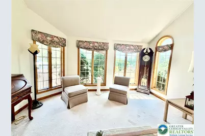 555 Eagle Drive, Middle Smithfield, PA 18302 - Photo 11