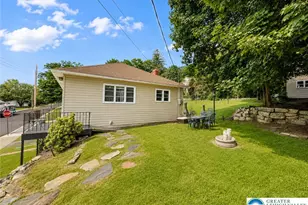 105 W Laurel Ave, Pen Argyl, PA 18072 - Photo 3