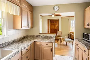 105 W Laurel Ave, Pen Argyl, PA 18072 - Photo 13