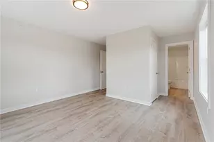 2039 Clermont St, Bethlehem, PA 18017 - Photo 13