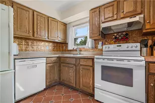 153 Roberts St, Alburtis Boro, PA 18011 - Photo 7