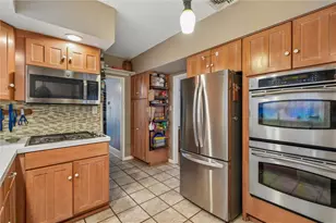 410 2nd St, Emmaus Boro, PA 18049 - Photo 7