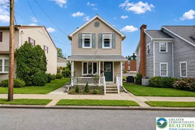 124 E Greenwich Street, Bethlehem City, PA 18018 - Photo 1