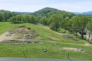 2600 Saddleback Ln, Upper Saucon Township, PA 18015 - Photo 1