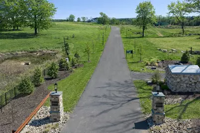 2600 Saddleback Lane, Upper Saucon Township, PA 18015 - Photo 7