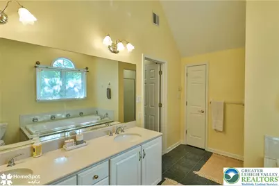 1596 Woodfield Drive, Bethlehem City, PA 18015 - Photo 35