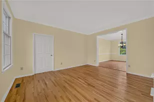 2362 Cross Creek Rd, Lower Macungie Township, PA 18062 - Photo 3