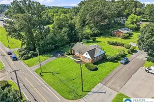 798 Krocks Ct, Lower Macungie Township, PA 18106 - Photo 3