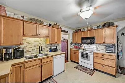 309 Jubilee Drive, Stockertown Boro, PA 18083 - Photo 17