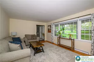 655 Yorkshire Rd, Hanover Twp, PA 18017 - Photo 11