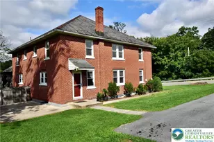 3523 Mountain View Dr, Lehigh Township, PA 18038 - Photo 7