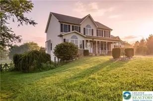 1603 Kings Ct, Plainfield Township, PA 18072 - Photo 3