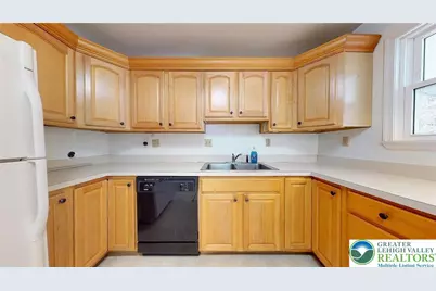 2331 W Washington Street, Allentown City, PA 18104 - Photo 5