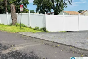 942 S Front St, Allentown City, PA 18103 - Photo 29