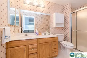 2869 Donegal Dr, Lower Macungie Township, PA 18062 - Photo 17