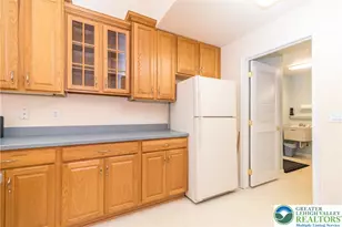 2869 Donegal Dr, Lower Macungie Township, PA 18062 - Photo 11