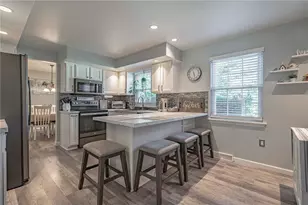 1831 Piccadilly Cir, Allentown City, PA 18103 - Photo 9