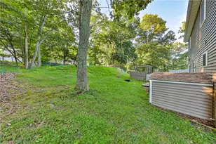 2114 Lakeview Rd, Bushkill, PA 18324 - Photo 59