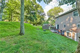 2114 Lakeview Rd, Bushkill, PA 18324 - Photo 61
