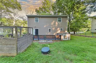 2114 Lakeview Rd, Bushkill, PA 18324 - Photo 51