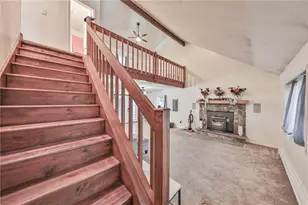 2114 Lakeview Rd, Bushkill, PA 18324 - Photo 17