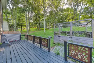2114 Lakeview Rd, Bushkill, PA 18324 - Photo 75