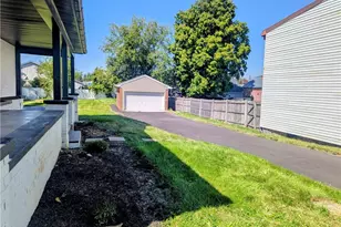 2815 Willow St, North Whitehall Township, PA 18037 - Photo 9