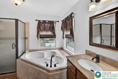 4894 Concord Drive, Bethlehem Township, PA 18045 - Photo 31