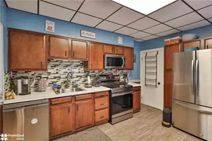 1060 Catasauqua Rd, Whitehall Township, PA 18052 - Photo 13