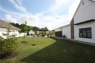 8157 Century Blvd, Upper Macungie Township, PA 18031 - Photo 23