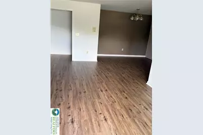 916 Cold Spring Road #4, Lower Macungie Township, PA 18103 - Photo 5