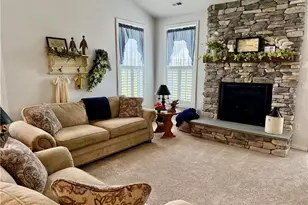 6924 Cedar Dr, East Allen Township, PA 18014 - Photo 5