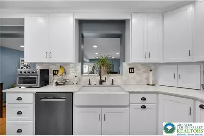 1938 Woodbury Road, Bethlehem, PA 18017 - Photo 23