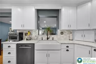 1938 Woodbury Rd, Bethlehem, PA 18017 - Photo 23
