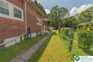 310 S 6th St, Emmaus Boro, PA 18049 - Photo 11
