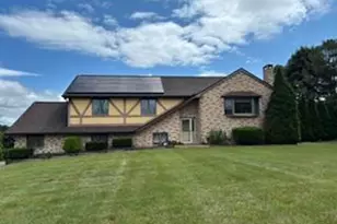 4545 Senny Ct, New Tripoli, PA 18066 - Photo 1