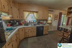 3901 Grant St, Washington Township, PA 18079 - Photo 7