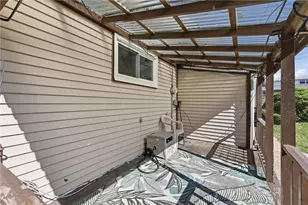 2375 Jennie Ave, Allentown City, PA 18104 - Photo 9