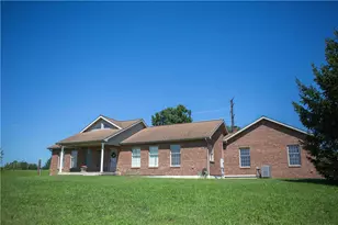 245 Tomahawk Trail, Allen Township, PA 18067 - Photo 3