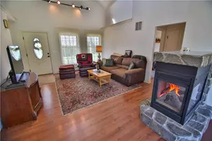 245 Tomahawk Trail, Allen Township, PA 18067 - Photo 7