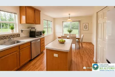 2014 Rolling Meadow Drive, Macungie Boro, PA 18062 - Photo 9