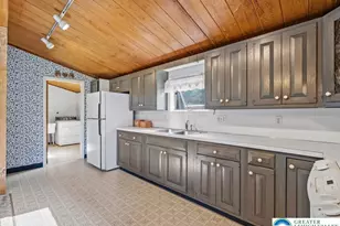7625 Gypsy Moth Dr, New Tripoli, PA 18066 - Photo 9