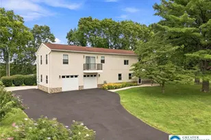 1739 Brown St, South Whitehall Township, PA 18104 - Photo 5
