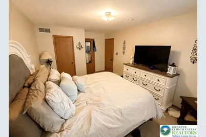 1039 Barbara Drive, Coplay Boro, PA 18037 - Photo 15