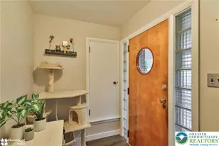319 S Ott St, Allentown City, PA 18104 - Photo 3