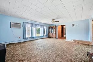 350 S 8th St, Lehighton Boro, PA 18235 - Photo 9
