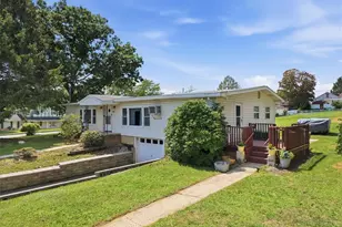 350 S 8th St, Lehighton Boro, PA 18235 - Photo 3