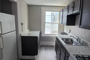 927 Jackson St, Allentown City, PA 18102 - Photo 3